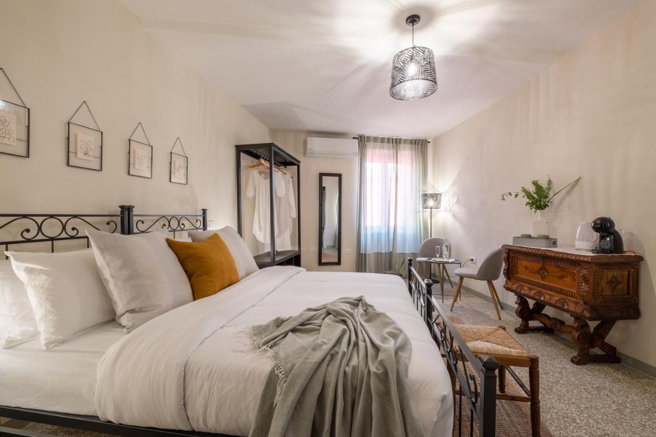 Dimora Sant'Ignazio Guest House 博萨 外观 照片